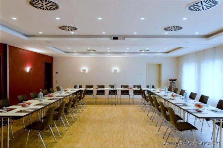 שטוטגרט Hotel Gloria Superior מראה חיצוני תמונה