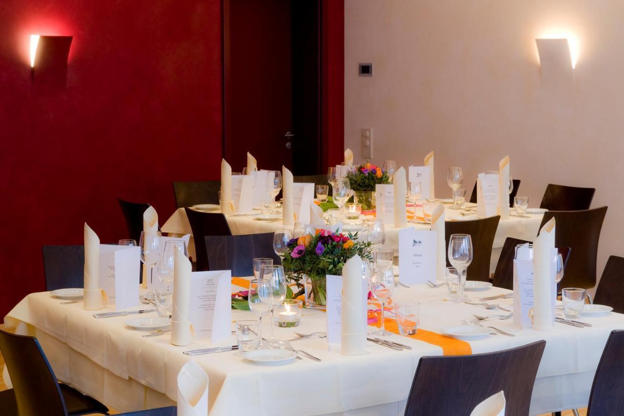 שטוטגרט Hotel Gloria Superior מראה חיצוני תמונה